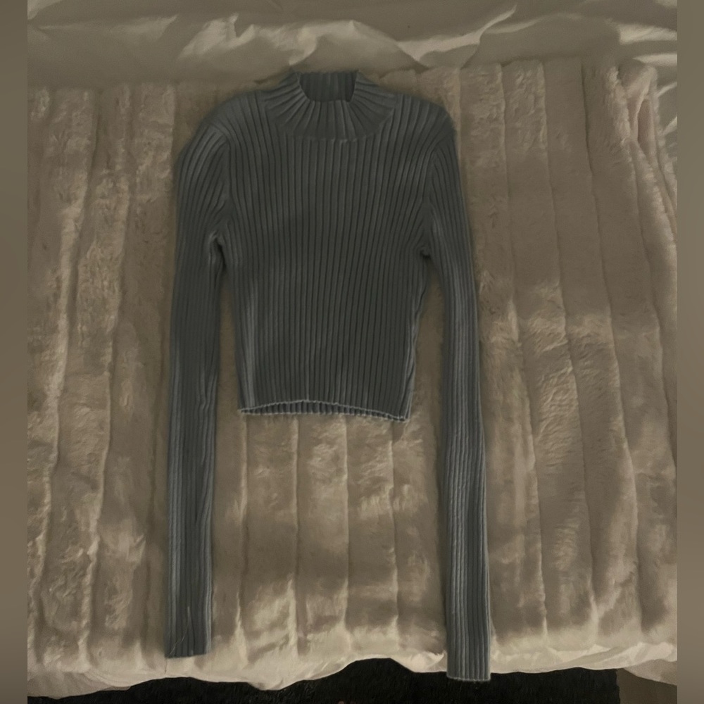 kendall and kylie crop top